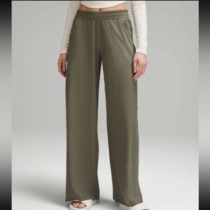 Lululemon Swift Mid-Rise Wide-Leg Pant Full Length